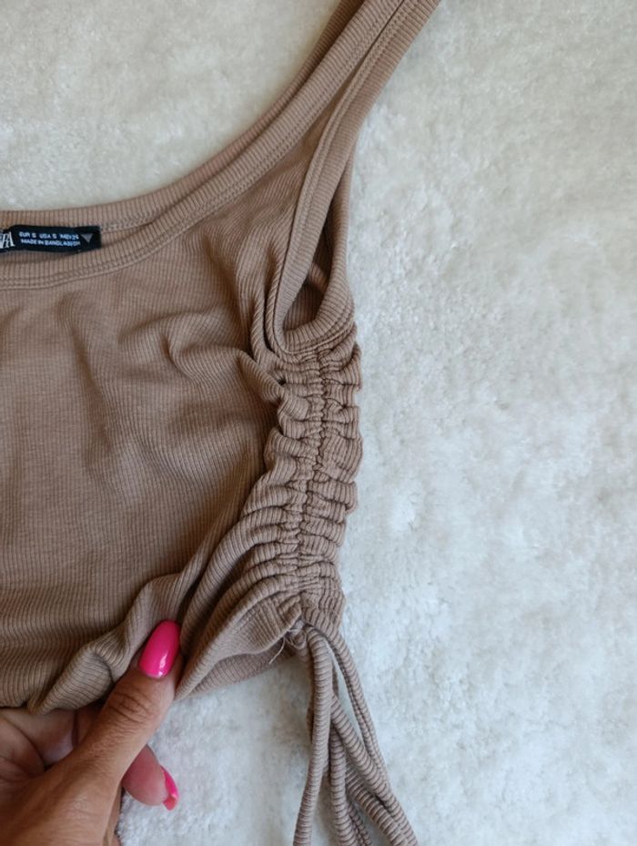 Croc top été Zara S beige froncé sur les côtes - photo numéro 5