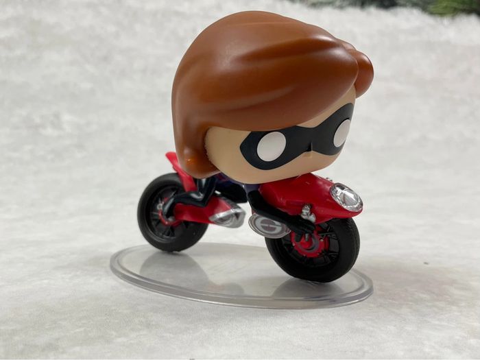 Funko pop Disney Les indestructibles Elastic girl - photo numéro 4