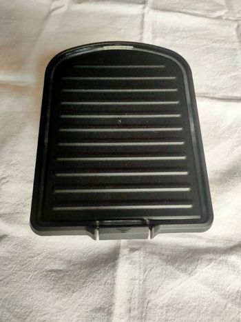 Boite à fromage en plastique neuf