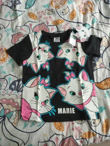 Très beau tee shirt Marie les Aristochats Disney neuf avec étiquette 7-8 ans