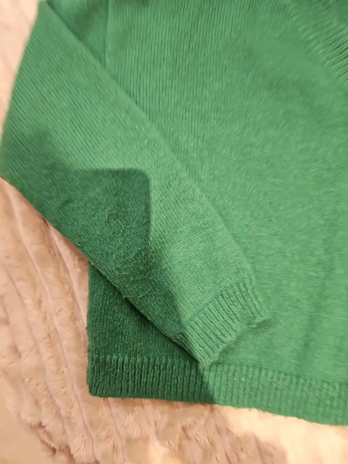 pull courte en laine vert - photo numéro 3