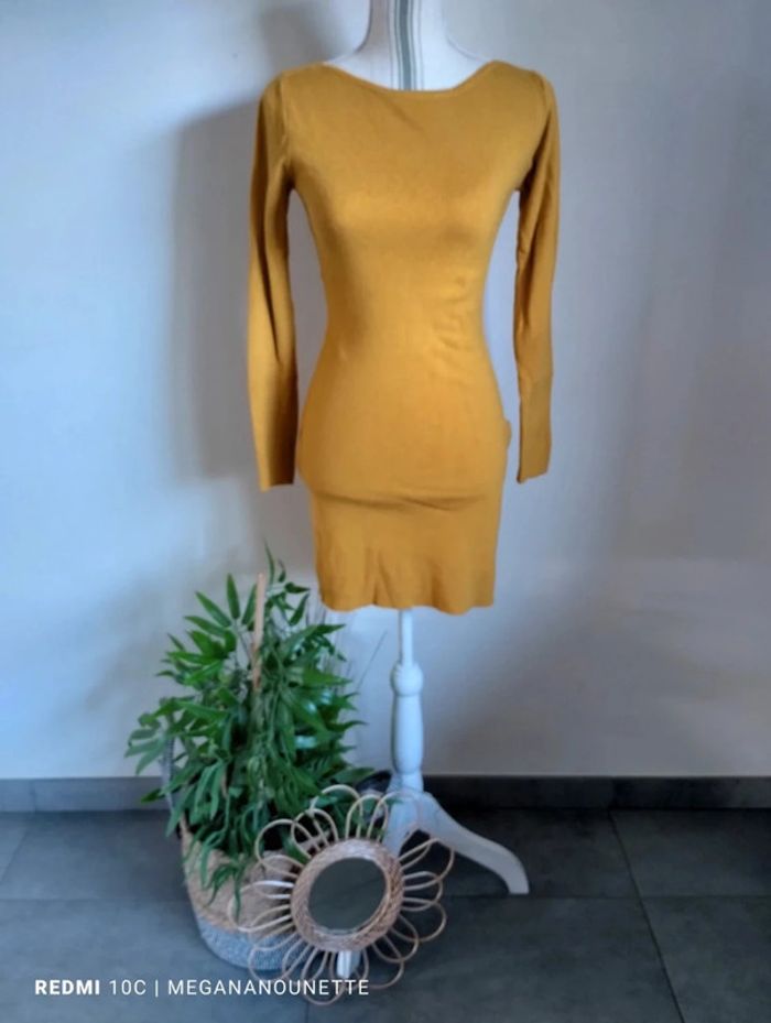 🦋 Magnifique robe pull jaune moutarde Taille 38 Boutique Parisienne