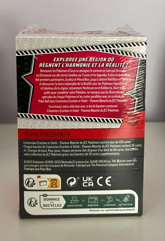 Bundle Flamme Blanche EV 10.5 Pokémon - photo numéro 2