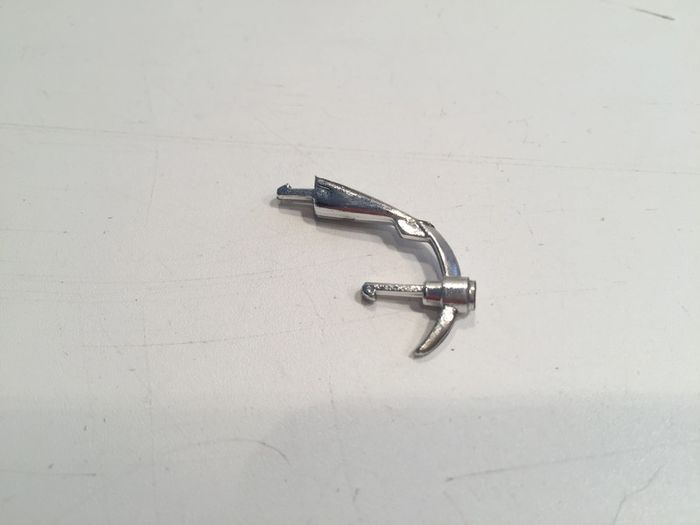 Phare arrière pièce détachée miniature Chevrolet Corvette 1957 1/24 burago #A17 - photo numéro 2