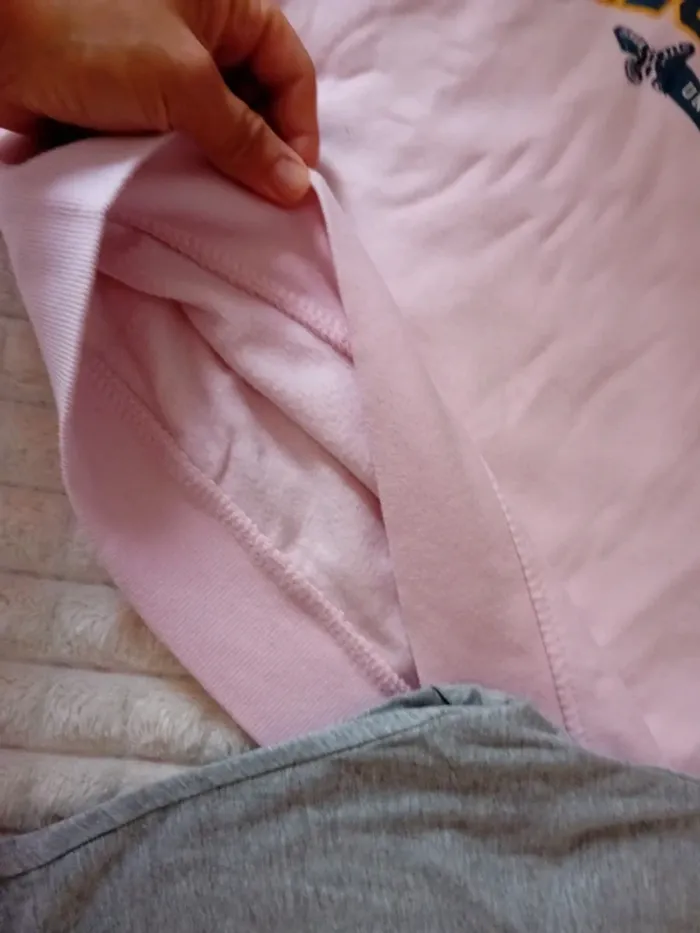 Ensemble fille sweat +legging 9ans Primark 🌸🩷 - photo numéro 4