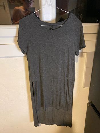 T-shirt court long