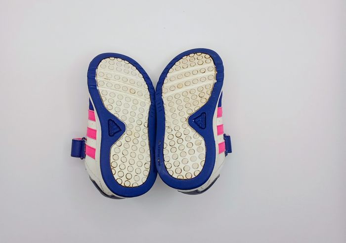 Adidas hoops taille 21 très bon état - photo numéro 6