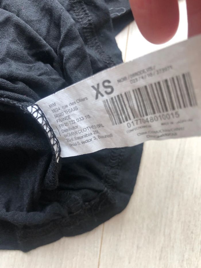 Blouse noire brodée mim taille XS style slave - photo numéro 6