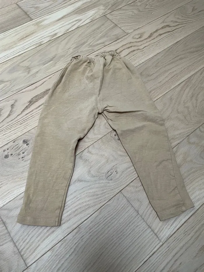 Pantalon jaune moutarde 4 ans - photo numéro 2