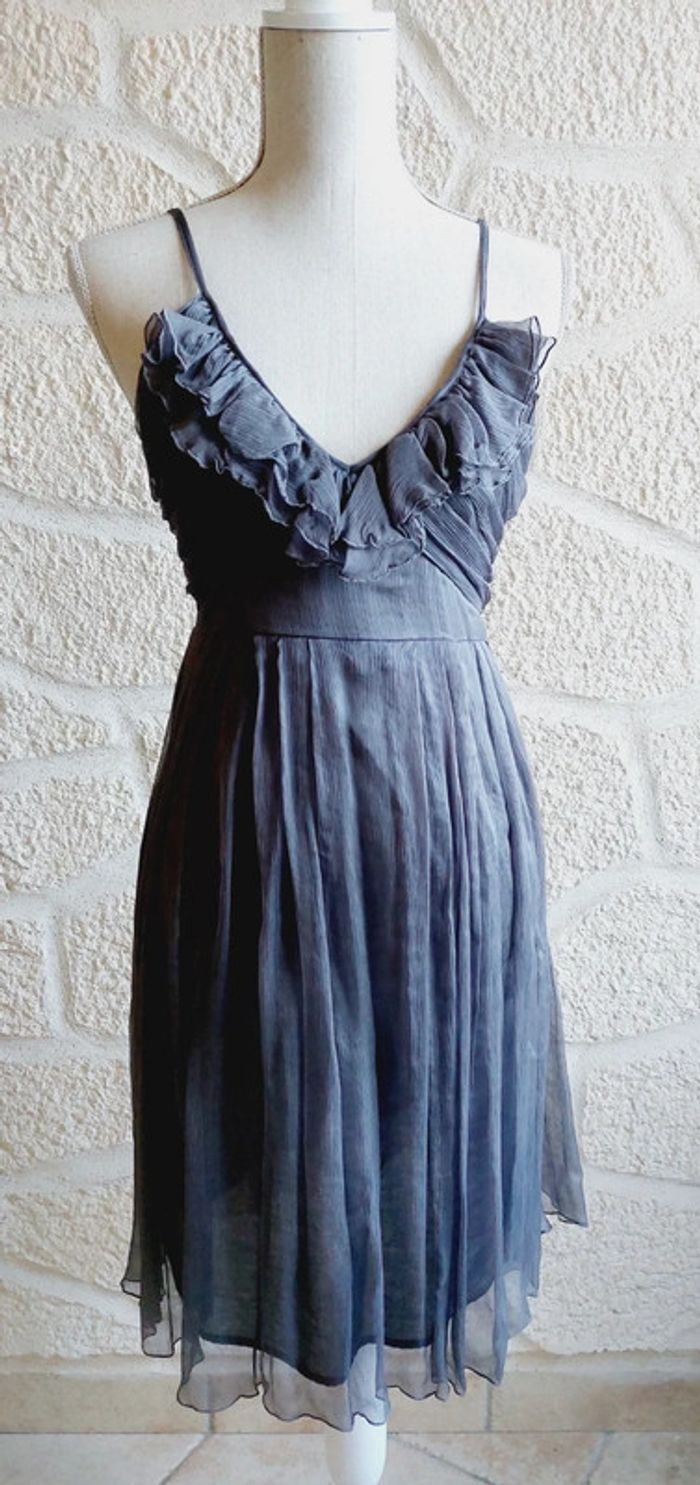 Robe en soie grise naf naf