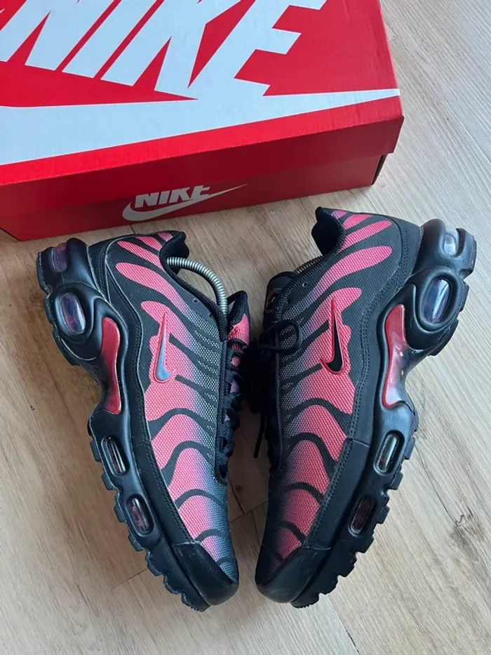 Nike Air Max Plus Bred Reflective Taille 43 - photo numéro 2