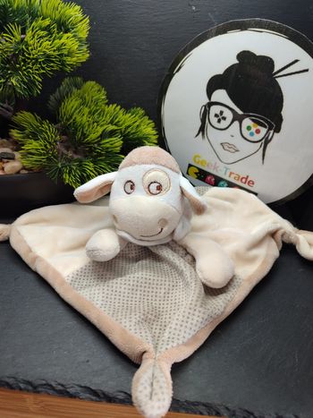 Doudou plat vache beige écru gris pois mouton mots d'enfants blanc bandana Point