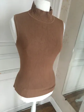 Pull sans manches Tara Jarmon – col montant marron T36/38