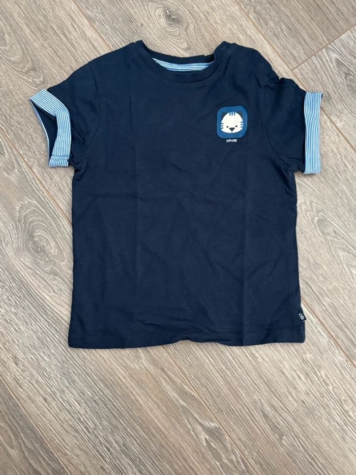 TEE shirt manches courtes