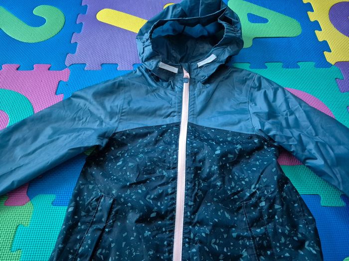 Veste imperméable Décathlon Queshua 5/6 ans - photo numéro 3