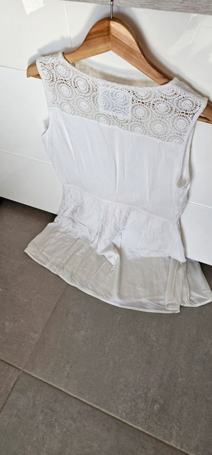 Robe Superdry taille 38 - photo numéro 3