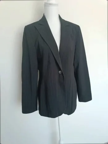 blazer noir à rayures femme fransa Taille large