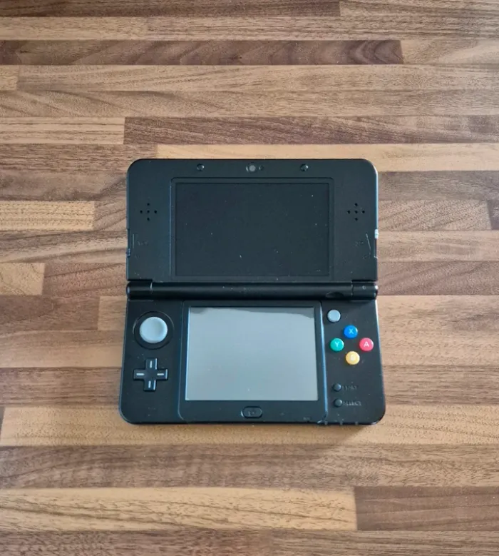 Console Nintendo New 3DS - photo numéro 4