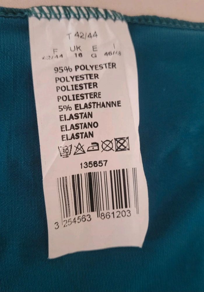 Petit haut pailleté T42-44 - photo numéro 5