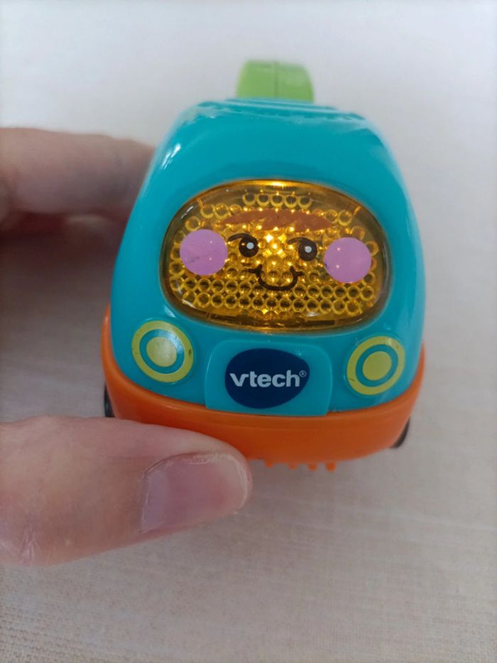 Tut tut bolide Vtech Yann le roi de la dépanne bleu et orange - photo numéro 2