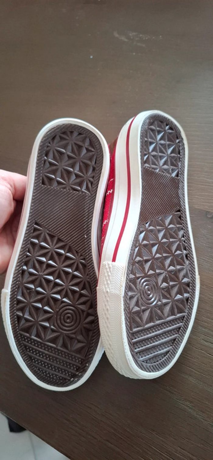 Basket en toile enfant rouge 31 - photo numéro 2