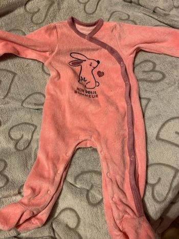Pyjamas 9 mois