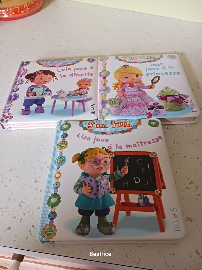 Lot de trois livres " P'tite Fille
