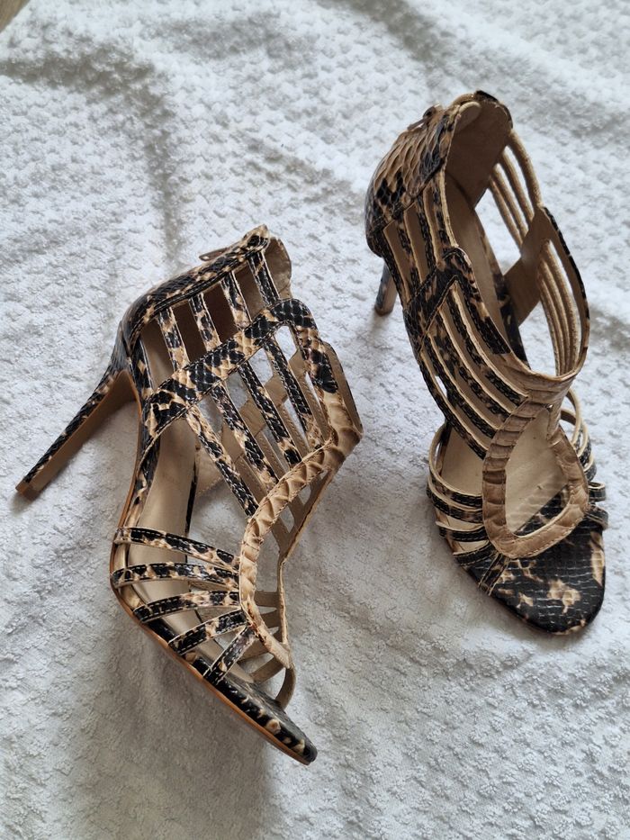 Chaussures été à talons  cuir - photo numéro 2