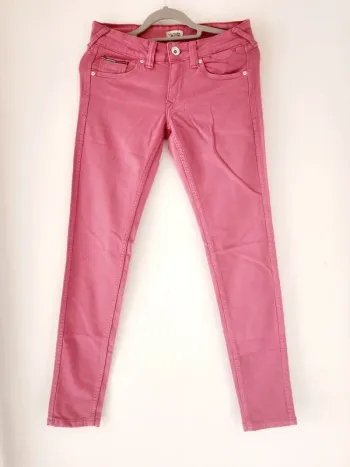 Jean skinny Tommy Hilfiger – Modèle Sophie – Taille W26 L30 – Couleur rose shocking