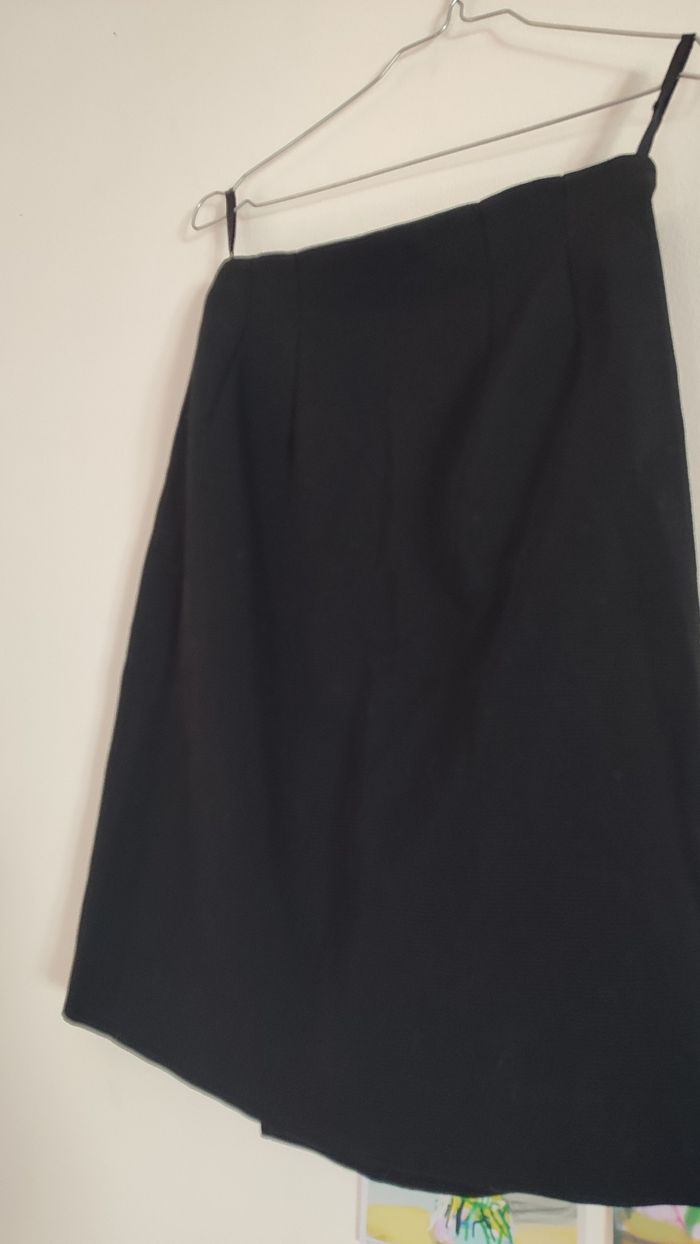 Jupe classique noire habillée T34 - photo numéro 4