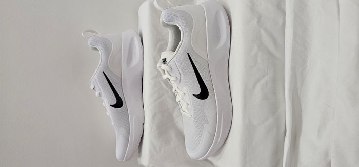 Baskets blanches femme Nike Wearallday taille 38.5 - photo numéro 4
