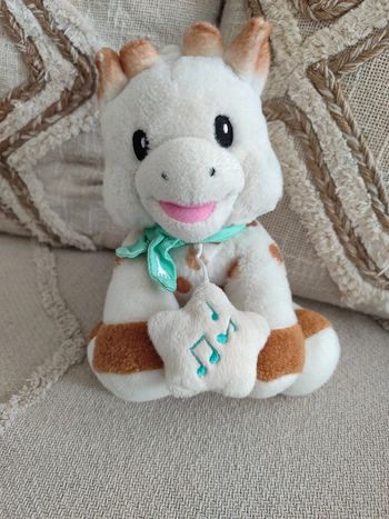 Sophie la Girafe - Peluche Musicale avec Boite à Musique