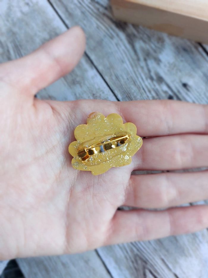 Broche coquillage - photo numéro 2