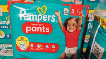 Pampers Baby dry pants taille 5 /4 paquets de 37 couches(148 couches)