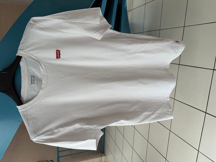 tee shirt blanc Levi's NEUF avec étiquette taille 16 ans