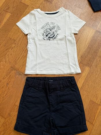 Ensemble kiabi tee shirt + short 4 ans