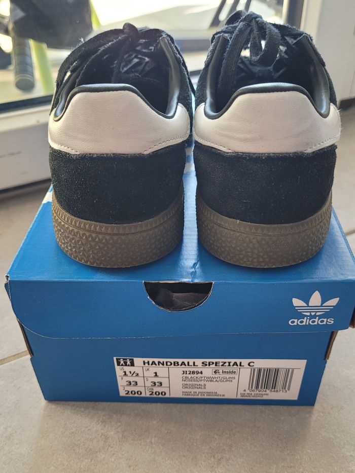 Adidas handball  spezial - photo numéro 3