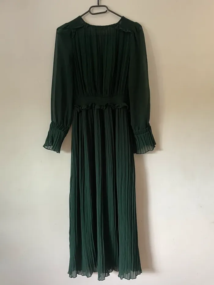 Robe mi-longue Zara plissé taille S - photo numéro 3