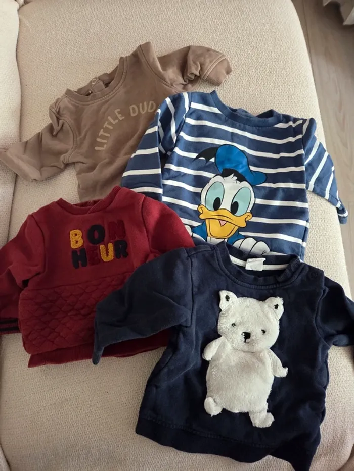 Lot 4 sweats 6 mois - photo numéro 2