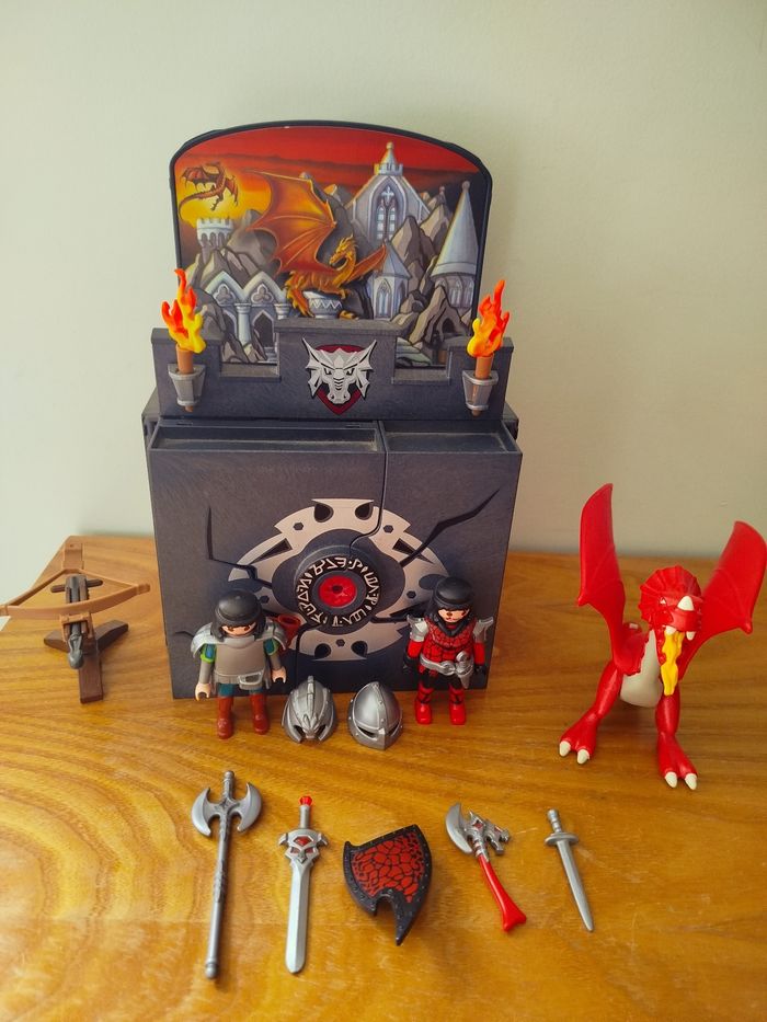 Prison avec guerrier et dragon Playmobil