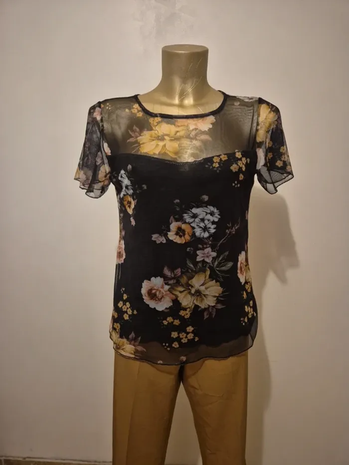 T shirt fleuri taille L