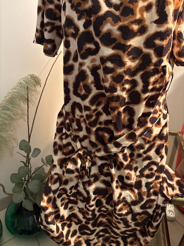 Robe léopard - photo numéro 3