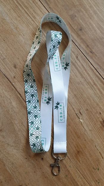 Porte-clés tour de cou CBD objet publicitaire
