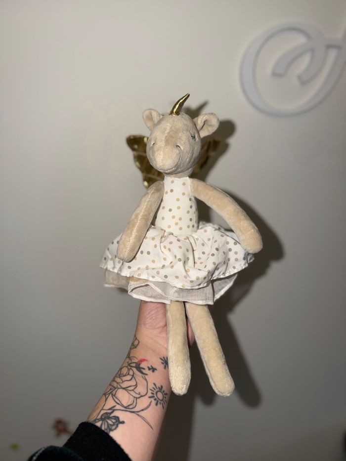 Licorne peluche princesse - photo numéro 2