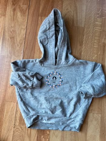 Sweat à capuche Paris 2024 3 ans