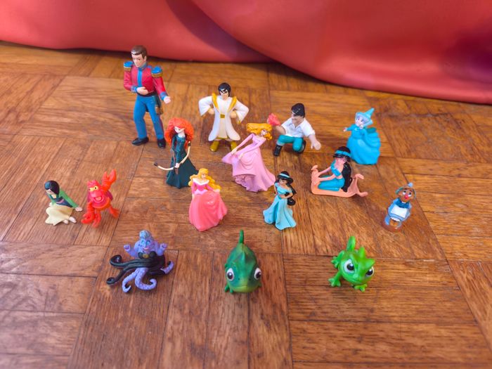 Lot figurines Disney princesses - photo numéro 1