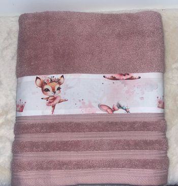 Serviette de bain biche 