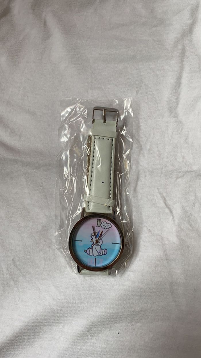 Montre licorne neuve - photo numéro 3