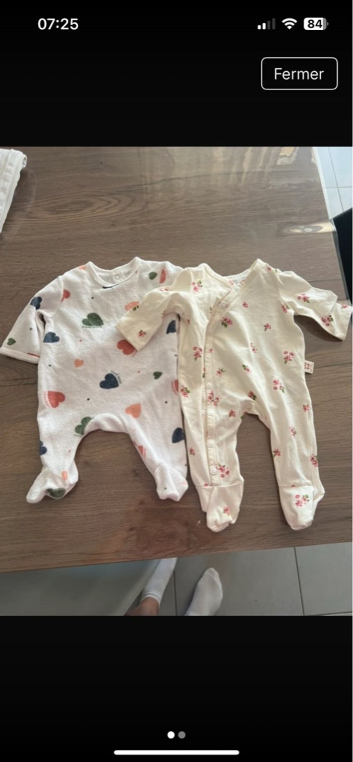 Lot 2 pyjamas 1 mois