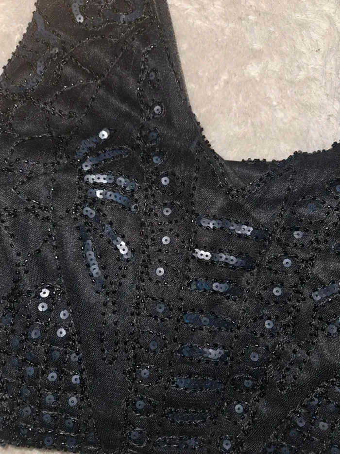Robe de soirée a sequin noir - photo numéro 3